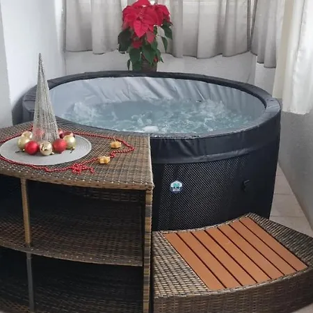 Jacuzzi Apartman Pepi Medulin Exterior photo