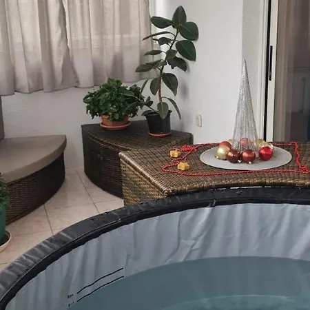 Jacuzzi Apartman Pepi Medulin Exterior photo